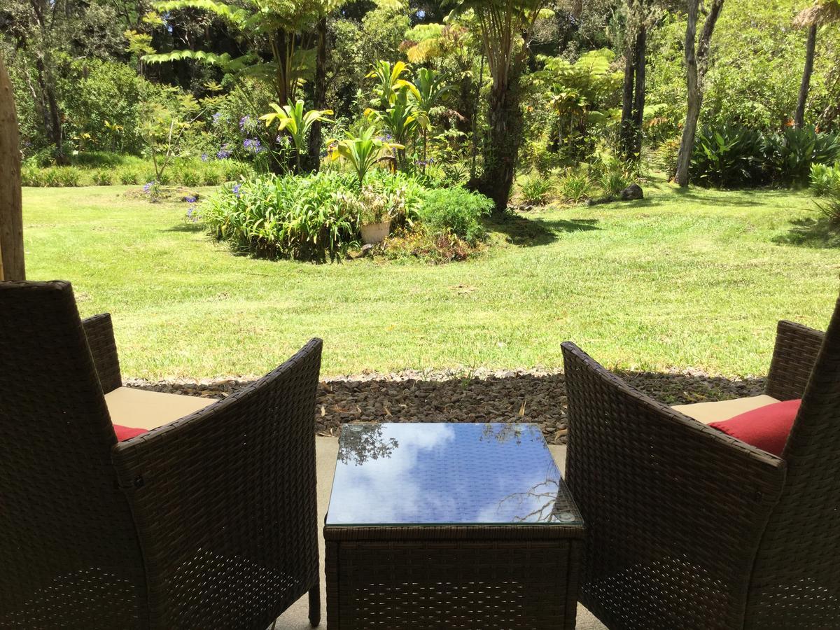 Hale 'Ohu Bed & Breakfast Volcano Esterno foto